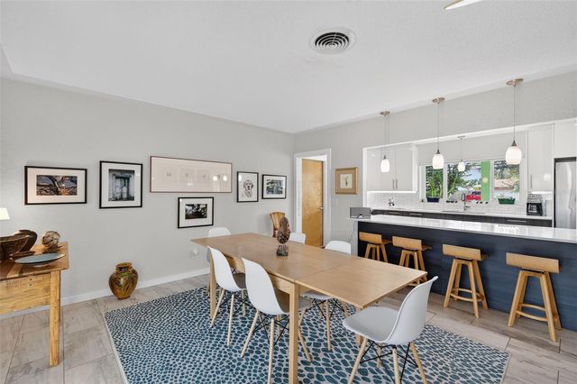 6900 22ND WAY S, St Petersburg, FL 33712