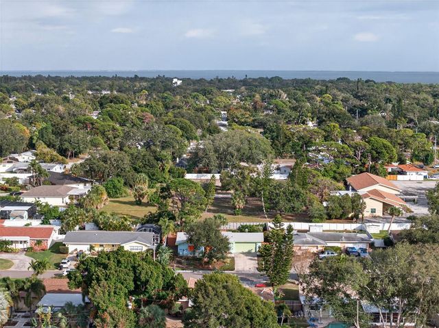 6900 22ND WAY S, St Petersburg, FL 33712