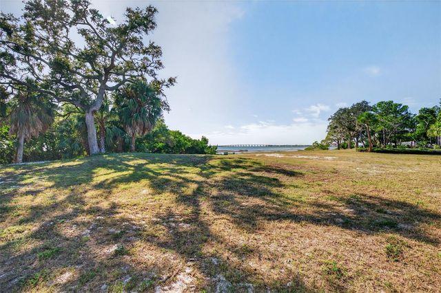 6900 22ND WAY S, St Petersburg, FL 33712