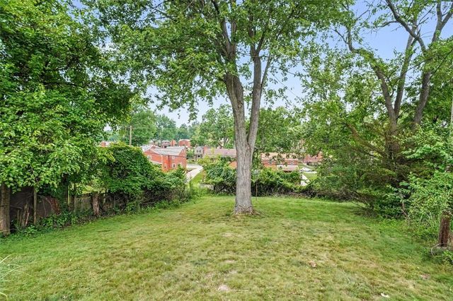 5368 Orchard Hill Dr, Whitehall, PA 15236