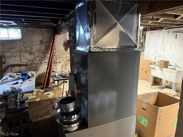 1612 Race Street, Parkersburg, WV 26101