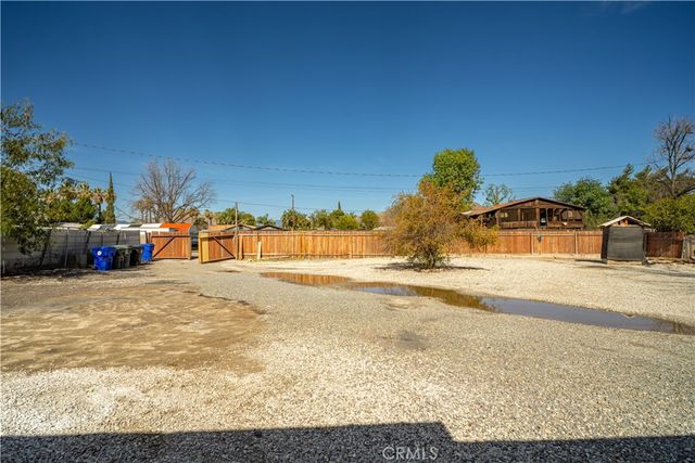 4330 Pacific, Jurupa Valley, CA 92509