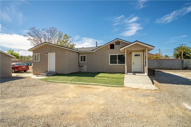 4330 Pacific, Jurupa Valley, CA 92509