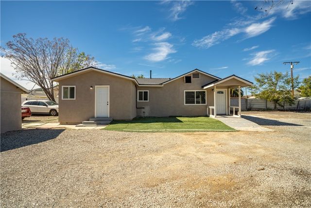 4330 Pacific, Jurupa Valley, CA 92509