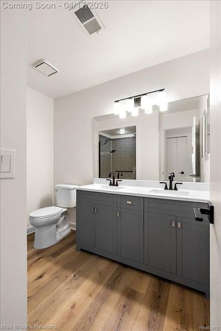 30414 Orchard Lake Road 29, Farmington Hills, MI 48334