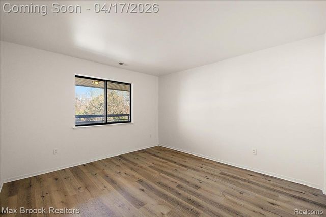 30414 Orchard Lake Road 29, Farmington Hills, MI 48334