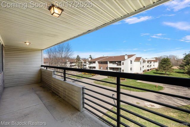 30414 Orchard Lake Road 29, Farmington Hills, MI 48334