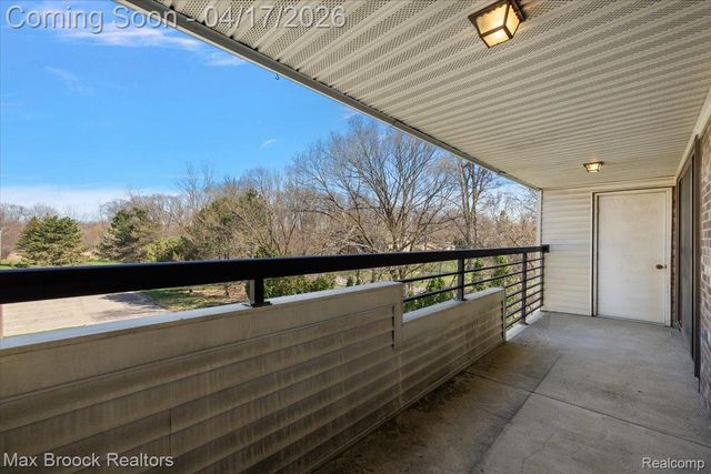 30414 Orchard Lake Road 29, Farmington Hills, MI 48334