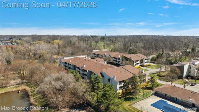 30414 Orchard Lake Road 29, Farmington Hills, MI 48334
