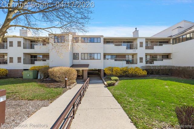 30414 Orchard Lake Road 29, Farmington Hills, MI 48334