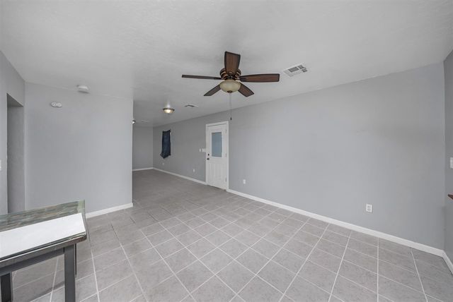 2501 SW Latham Ave, Lawton, OK 73505