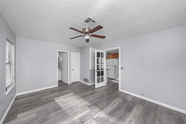 2501 SW Latham Ave, Lawton, OK 73505