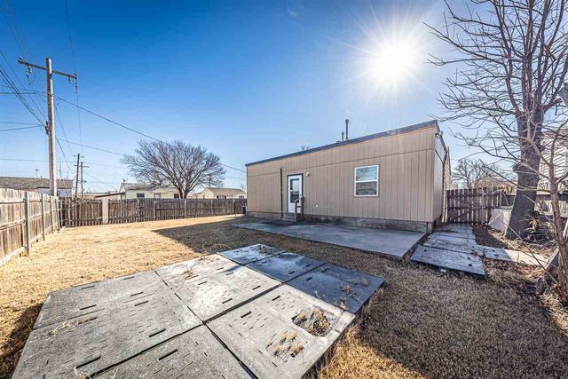2501 SW Latham Ave, Lawton, OK 73505