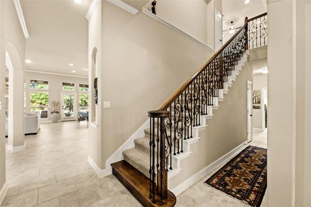 1122 Flint Rock LOOP, Driftwood, TX 78619