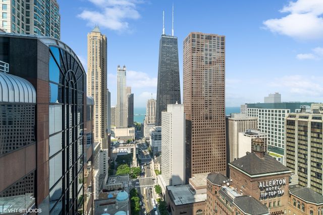 118 E Erie Street 37H, Chicago, IL 60611