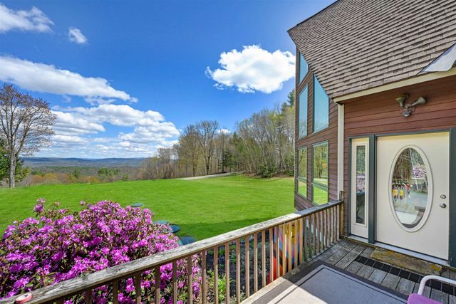 49 View Point Road, Putney, VT 05346