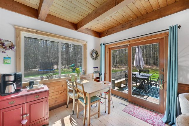 49 View Point Road, Putney, VT 05346