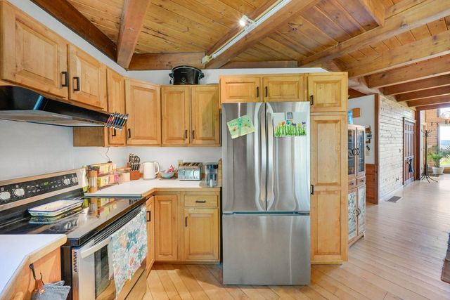 49 View Point Road, Putney, VT 05346