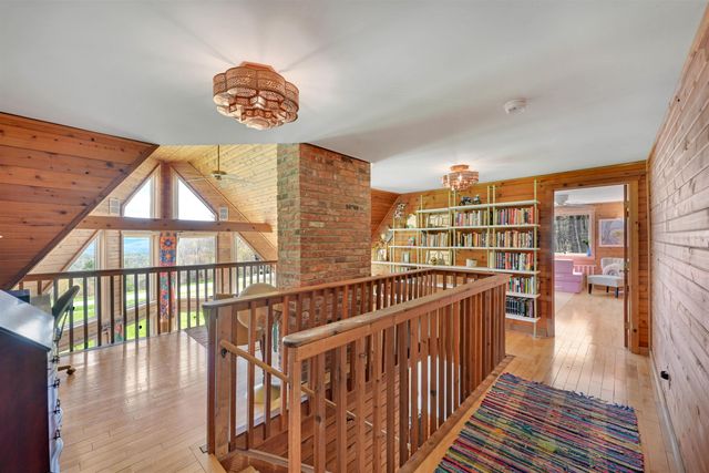 49 View Point Road, Putney, VT 05346