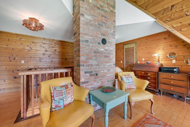 49 View Point Road, Putney, VT 05346