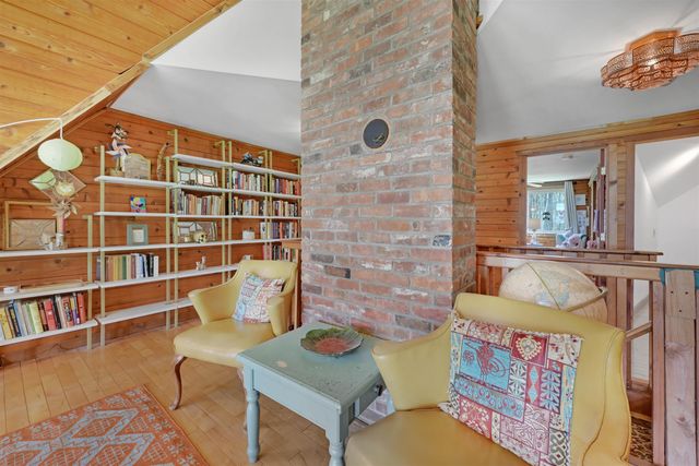 49 View Point Road, Putney, VT 05346