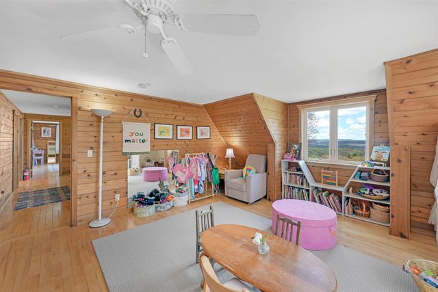 49 View Point Road, Putney, VT 05346