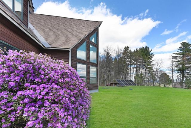 49 View Point Road, Putney, VT 05346