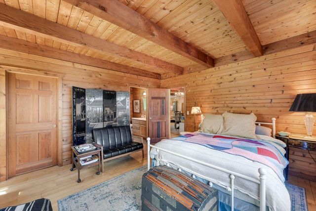 49 View Point Road, Putney, VT 05346