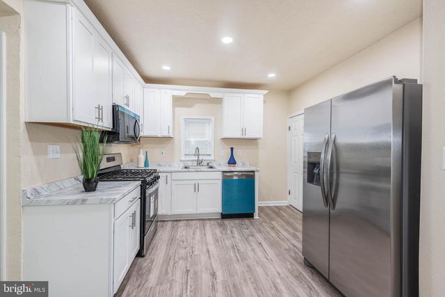 806 PONTIAC AVE, Baltimore, MD 21225
