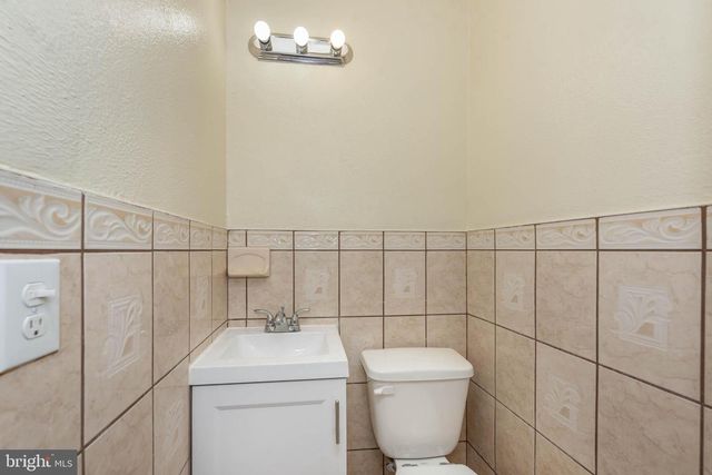 806 PONTIAC AVE, Baltimore, MD 21225