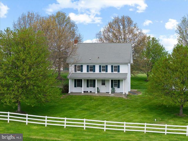 215 NOCKAMIXON RD, Kintnersville, PA 18930