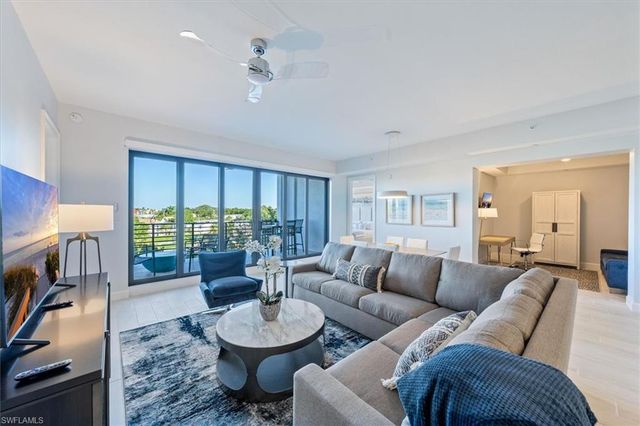 1115 Central AVE 445, Naples, FL 34102