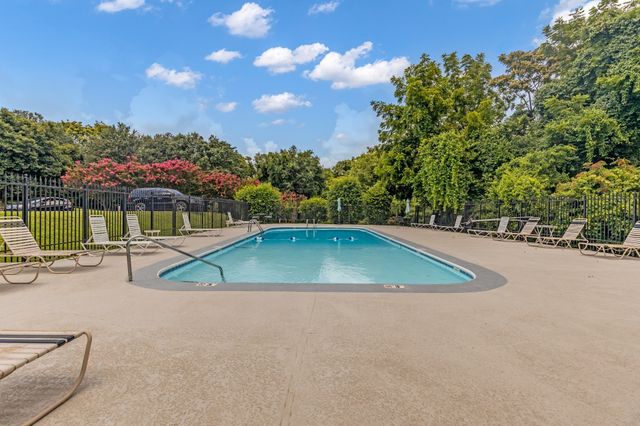 2929 Selena Dr Apt D65, Nashville, TN 37211