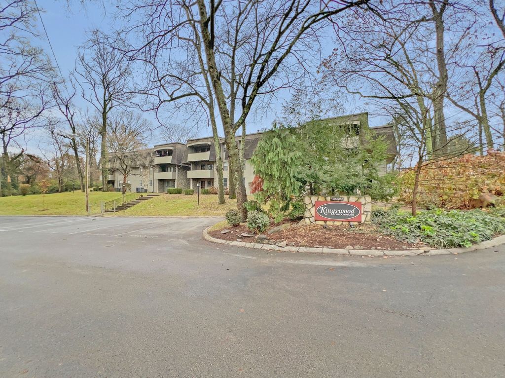 2929 Selena Dr Apt D65, Nashville, TN 37211