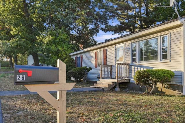 26 Claire Street, Manchester, NH 03103