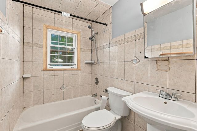 26 Claire Street, Manchester, NH 03103