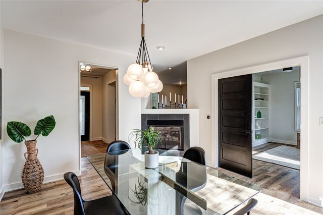 630 36th Street, Des Moines, IA 50312