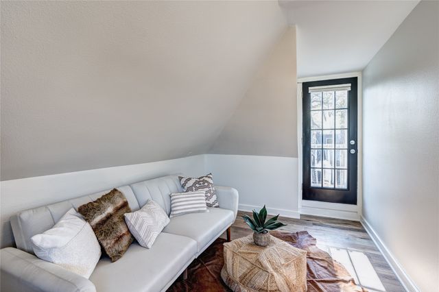 630 36th Street, Des Moines, IA 50312