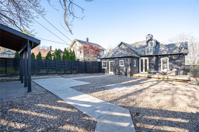 630 36th Street, Des Moines, IA 50312