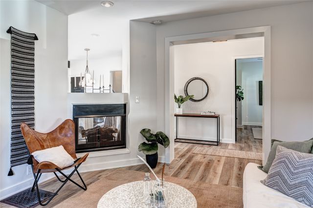 630 36th Street, Des Moines, IA 50312