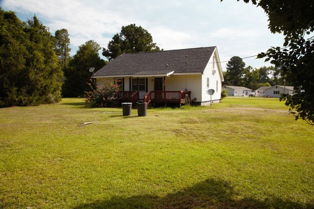1368 Mccoy Drive, Summerton, SC 29148