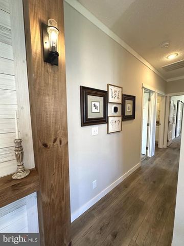 104 HENSON AVE, Louisa, VA 23093