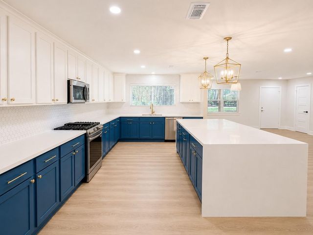 1527 Sungail Drive, Spring, TX 77386