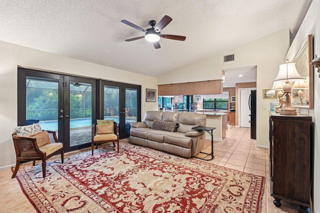 10875 NW 17th Mnr, Coral Springs, FL 33071