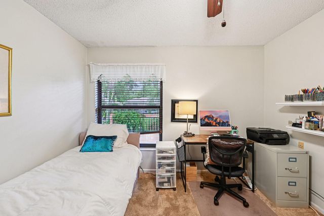 10875 NW 17th Mnr, Coral Springs, FL 33071
