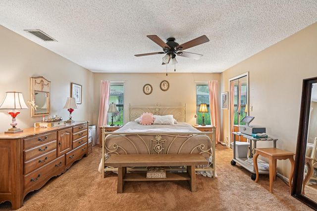 10875 NW 17th Mnr, Coral Springs, FL 33071