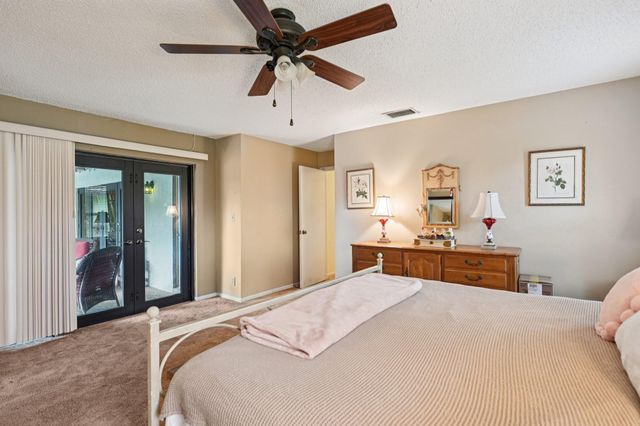 10875 NW 17th Mnr, Coral Springs, FL 33071