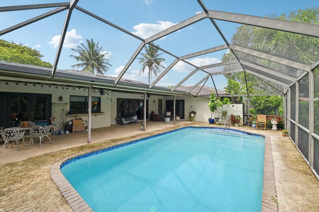 10875 NW 17th Mnr, Coral Springs, FL 33071