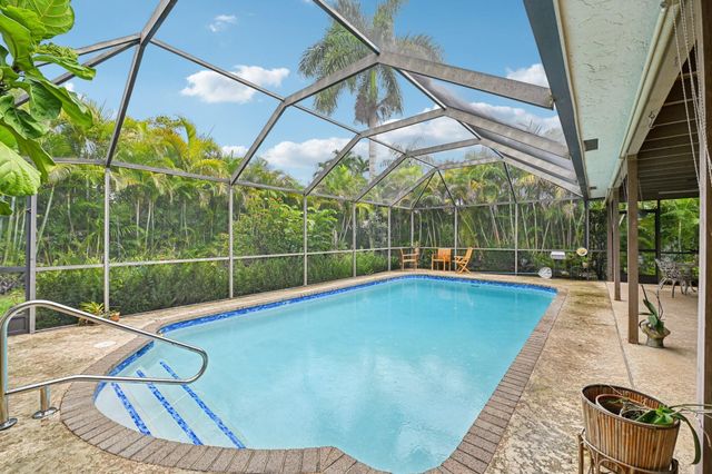10875 NW 17th Mnr, Coral Springs, FL 33071