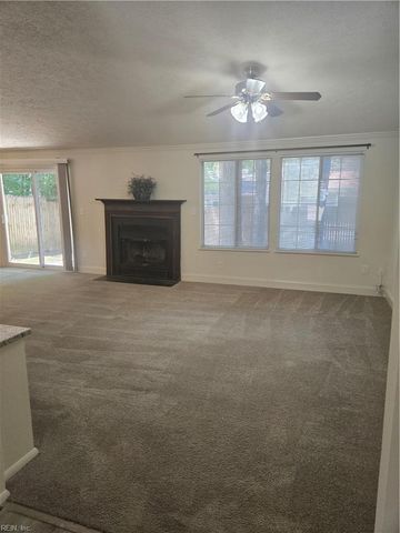 915 Cherry Creek DR, Newport News, VA 23608